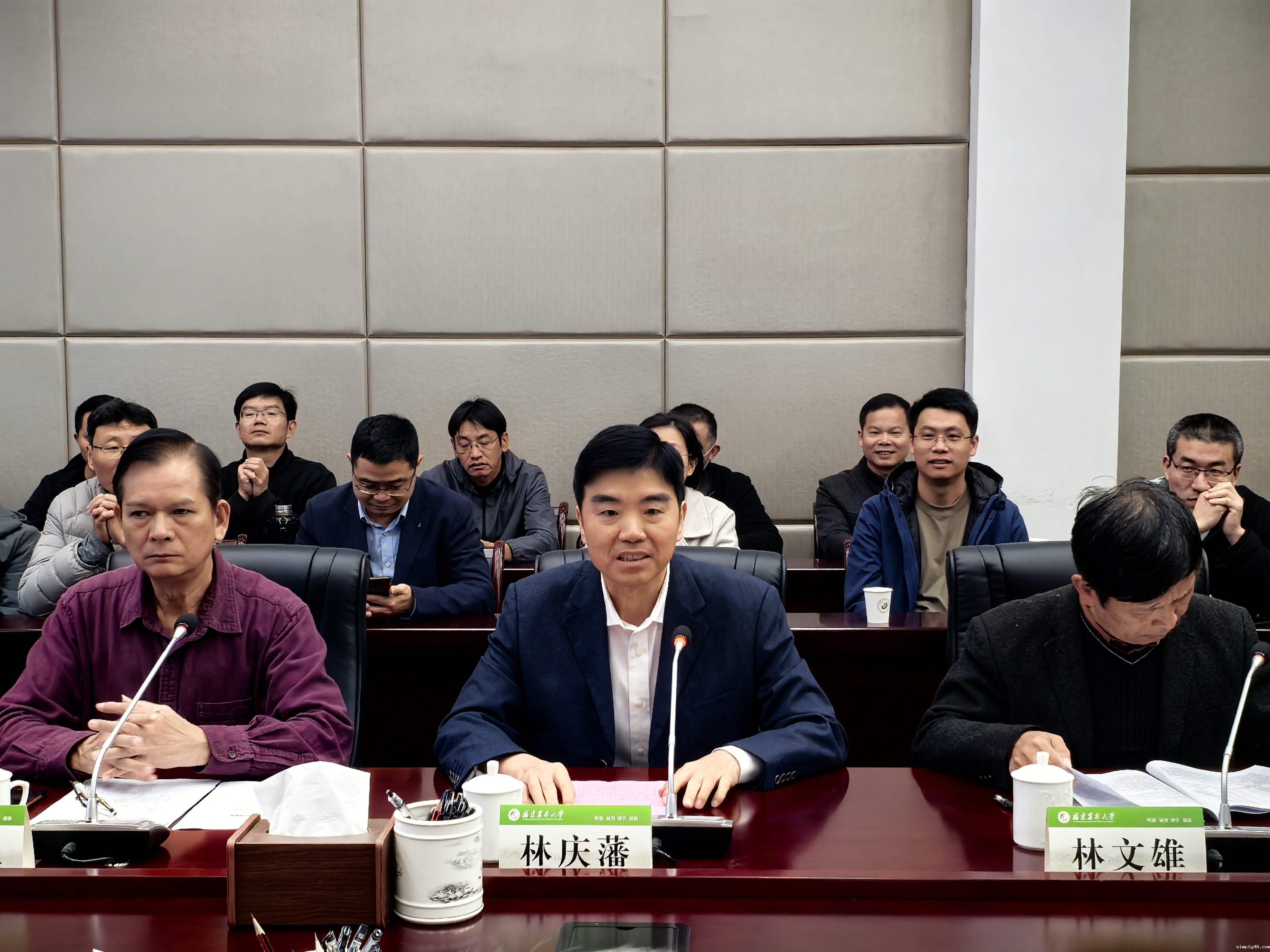 校领导致辞.jpg 校领导致辞.jpg