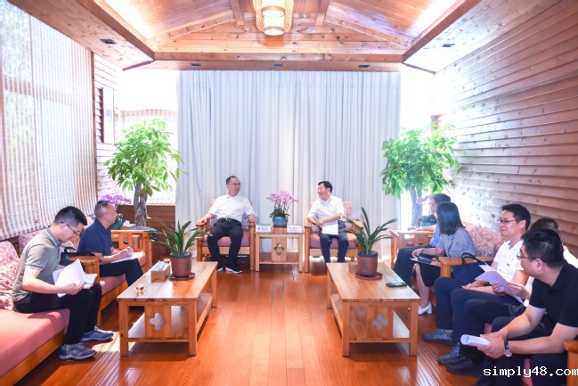 福建省林业局副局长林旭东来校交流